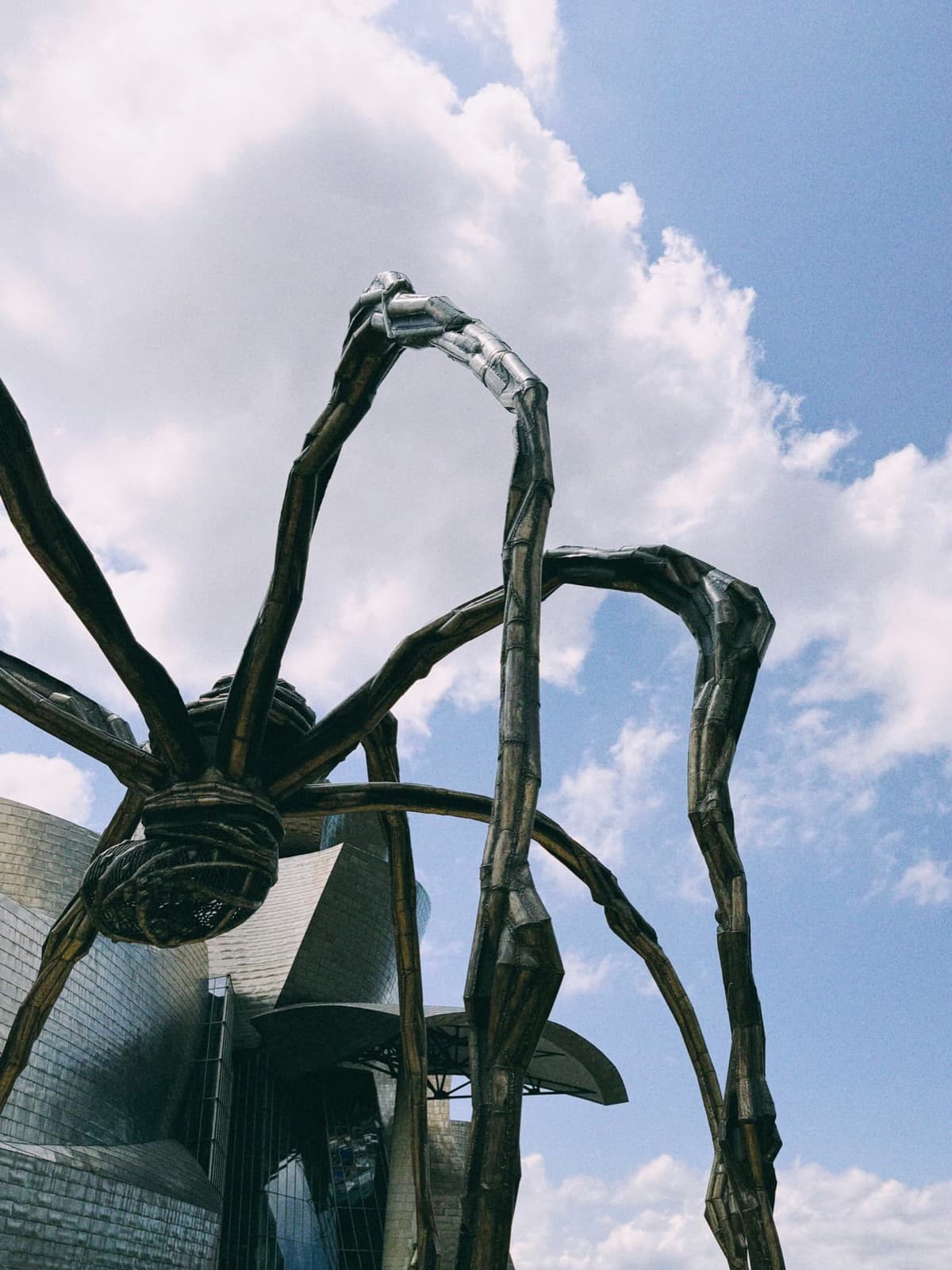 Maman on her long bronze legs, guarding the Guggenheim